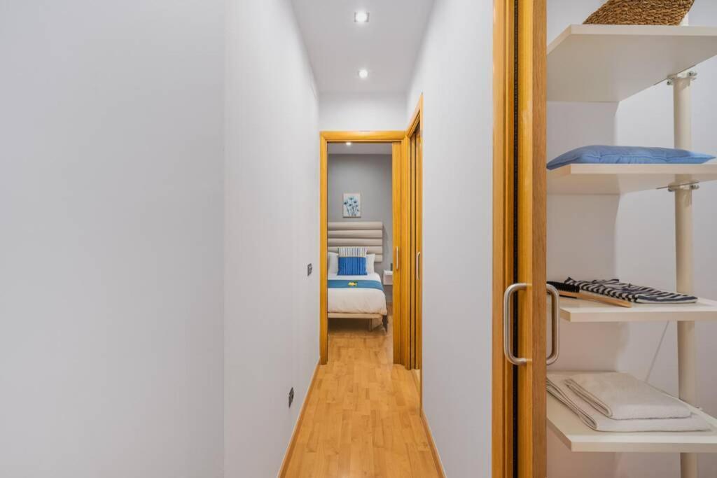 Lodging Apartments Villa De Gracia 2 Bedroom Cozy Apartment Barcelone Extérieur photo